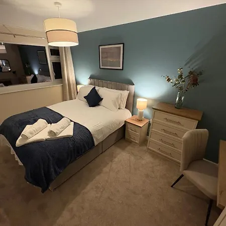 Greenfield House - Keighley Eastburn *